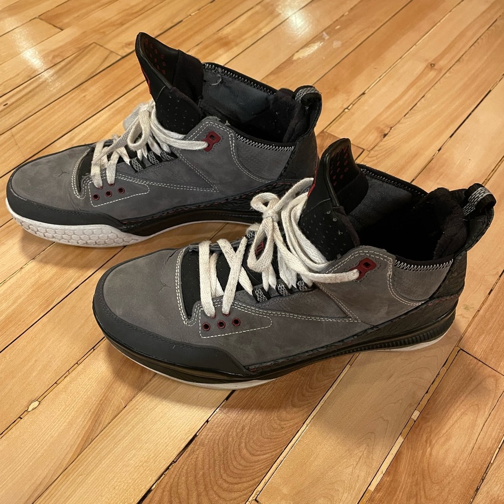 Air Jordan CP3 Tribute, Grey – Black – Red, Size 9.5